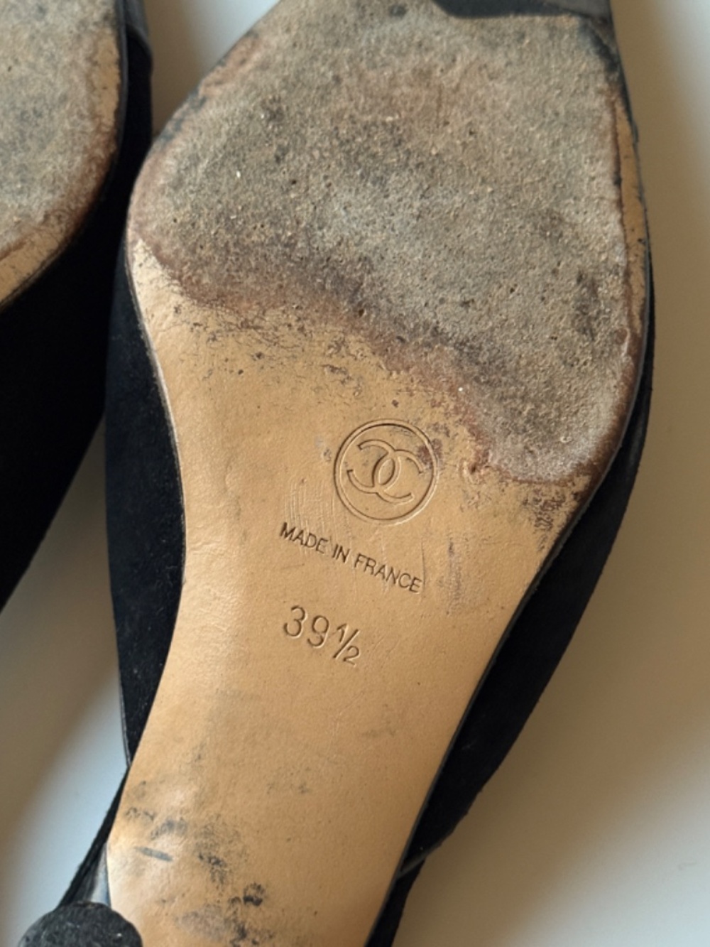 CHANEL vintage black suede mules, EU 39.5 / US 9, 3.5’’ heel - Picture 12 of 15